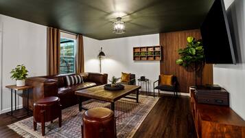 TV, DVD player, stereo, offices