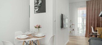 Modern Studio | Parking, Balcony, close to Galeria Posnania