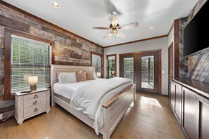 4 habitaciones, tabla de planchar con plancha, wifi y ropa de cama 