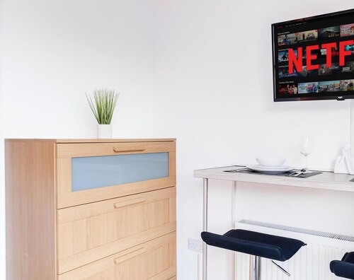 Sienna 1C – Netflix, Wi-Fi, Self Check-In