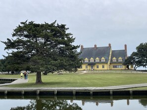 Exterior - Lewis Villa - Beach Living in Corolla's Heart (Corolla)