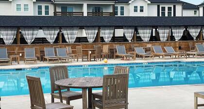 Lewis Villa | 2 Min Walk to Beach + Heated Pool