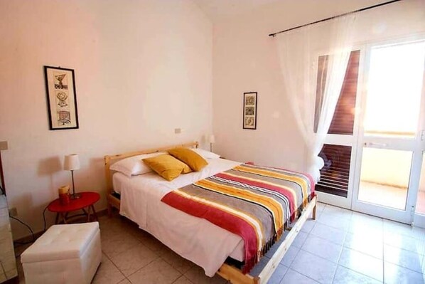 2 bedrooms - 2 Bedroom Apartment in Pisa (Pisa)