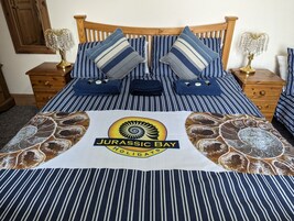 Ropa de cama de alta calidad y cortinas blackout 