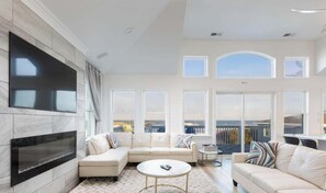 TV, fireplace, offices