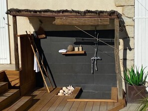Shower, hair dryer, towels, soap - Villa L'escale (Sigean)