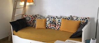 Joli Studio Avec Mezzanine