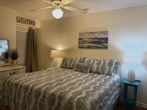 2 عدّة غرف نوم ومكواة/لوح كي وواي فاي مجانًا وملاءات أسرّة