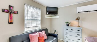 New Blaine Studio - Walk to Lake Dardanelle!