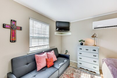 New Blaine Studio - Walk to Lake Dardanelle!