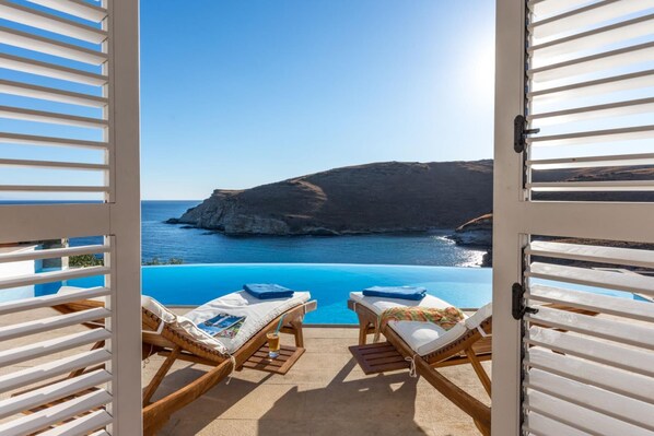 Property grounds - Inviting 8-bed Villa in Ermoupoli - Villa Blueros (Syros)