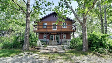 House (4 Bedrooms) | Front of property