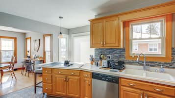 Rumah (2 Bedrooms) | Interior