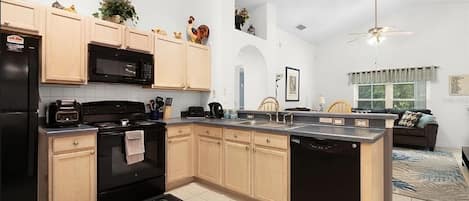 Villa, 4 Bedrooms | Private kitchen | Fridge, oven, coffee/tea maker, toaster