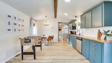 House (2 Bedrooms) | Interior