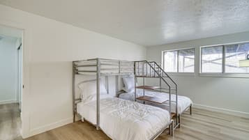 Rumah (4 Bedrooms) | Interior