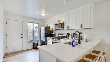 Rumah (4 Bedrooms) | Interior