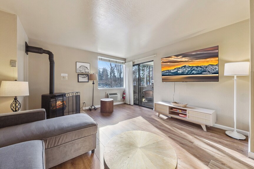 Walk To Lake 1br, Pool, Hot Tub - Lakeland Village #104 - South Lake Tahoe, CA