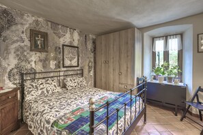 1 bedroom, desk, WiFi, bed sheets - Maison Enchantée (Capo di Ponte)