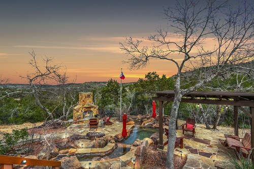 Waterfall Vista I Plunge pool, gameroom