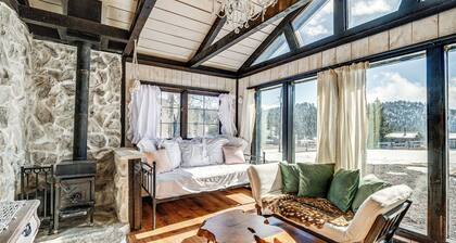 Pet-friendly Guffey Vacation Rental w/ Deck!