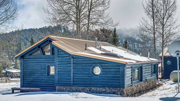 Cottage (2 Bedrooms) | Interior