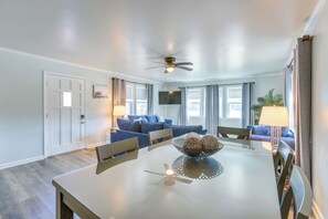 Cottage (2 Bedrooms) | Bahagian dalam
