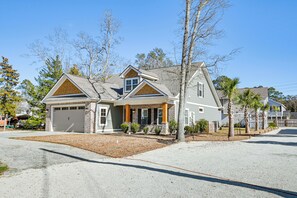 House (4 Bedrooms) | Interior - Idyllic Murrells Inlet Home < 1 Mi to Marsh Walk (Murrells Inlet)