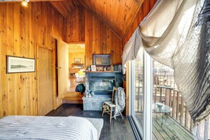 House (1 Bedroom) | Interior