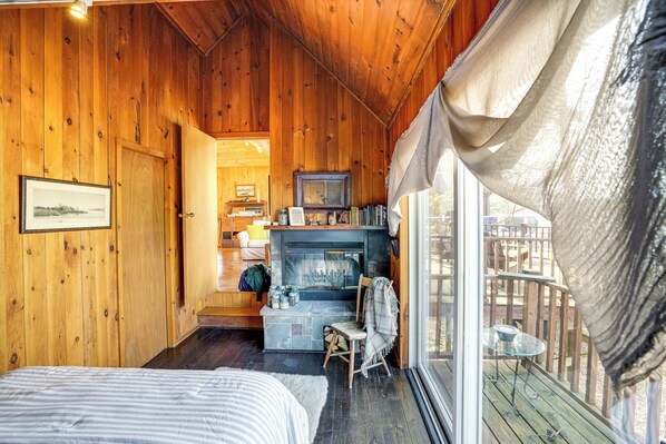 House (1 Bedroom) | Interior