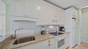 Studio | Cuisine privée | Réfrigérateur, un four, cafetière-théière, grille-pain
