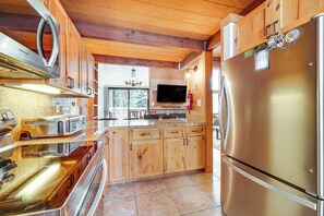 Apartment (2 Bedrooms) | Interior - Northstar Resort Condo w/ Hot Tub, Shuttle Access! (Truckee)