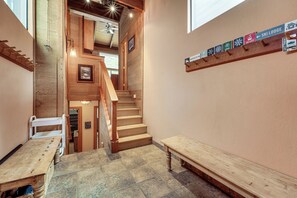 Apartment (2 Bedrooms) | Interior - Northstar Resort Condo w/ Hot Tub, Shuttle Access! (Truckee)