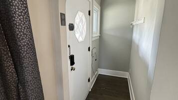 House, 4 Bedrooms | Interior