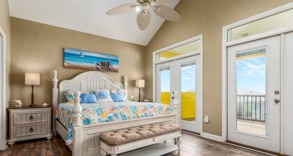 Lazy Daze Beach House - 105 Strand Ct 3 Bedroom Home by RedAwning