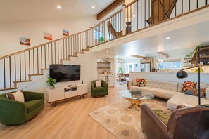 Smart TV, fireplace, offices
