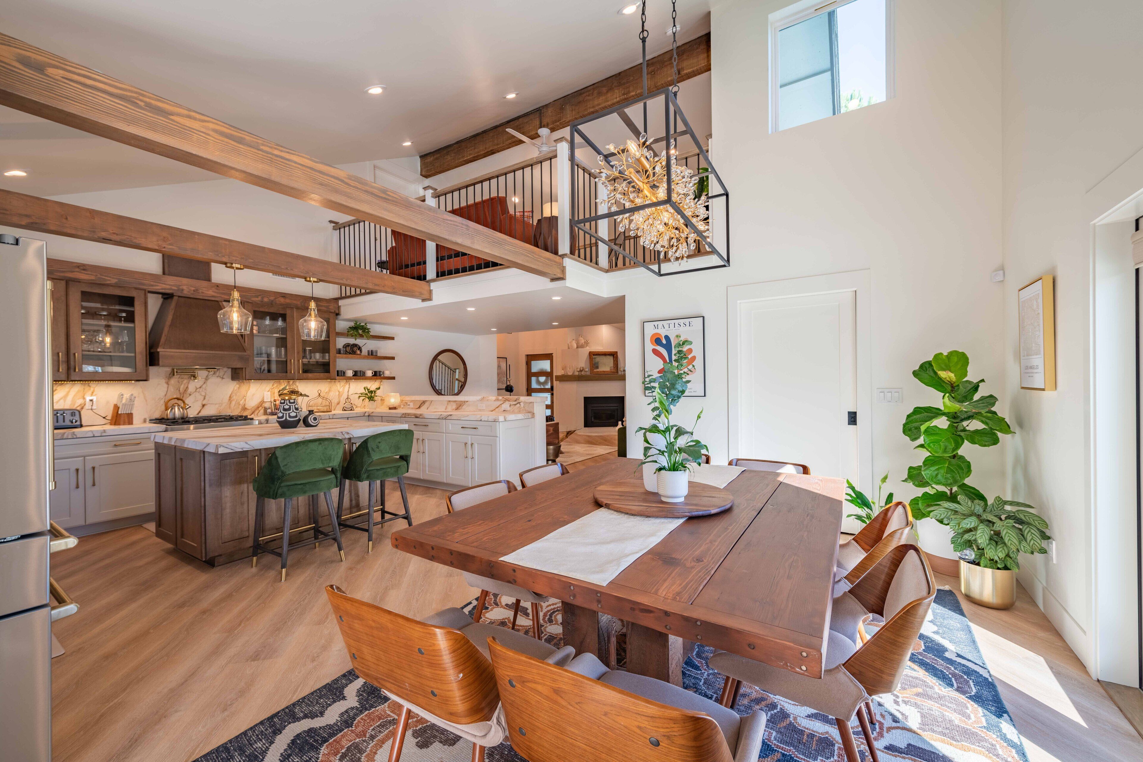 Gorgeous designer home, 2 mins to downtown with EV 2 charger, fenced yard.