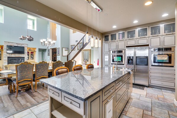 House (5 Bedrooms) | Interior - North Las Vegas Home w/ Pool ~ 9 Mi to the Strip! (North Las Vegas)