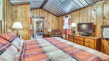 House (1 Bedroom) | Interior