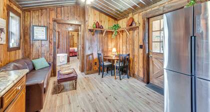 Clarkesville 'rustic Hideaway' on 38-acre Farm!
