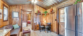 Clarkesville 'rustic Hideaway' on 38-acre Farm!