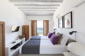5 bedrooms, free WiFi, bed sheets - Stunning 5-bed - Villa Big Blue (Mykonos)