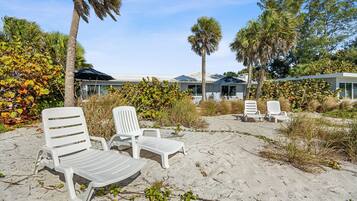 Condo, 1 Bedroom | Property grounds