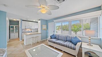 Condo, 1 Bedroom | Living area | Smart TV