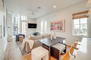 House (3 Bedrooms) | Front of property