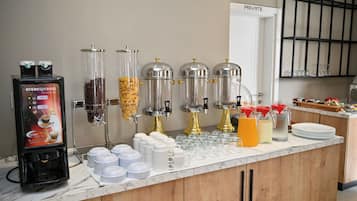 Tägliches inbegriffenes Frühstücksbuffet
