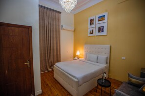 Standard Double Room | Free WiFi - The Square Boutique Hotel (Cairo)