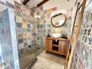 Haartrockner, Handtücher