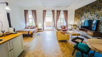 Superior-huoneisto | 1 makuuhuone, äänieristys, ilmainen Wi-Fi, vuodevaatteet