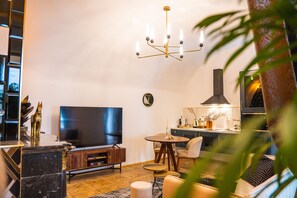 Superior Apartment | 1 bedroom, soundproofing, free WiFi, bed sheets